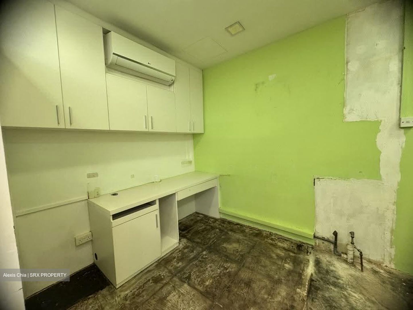 Bras Basah Complex (D7), Shop House #626347901